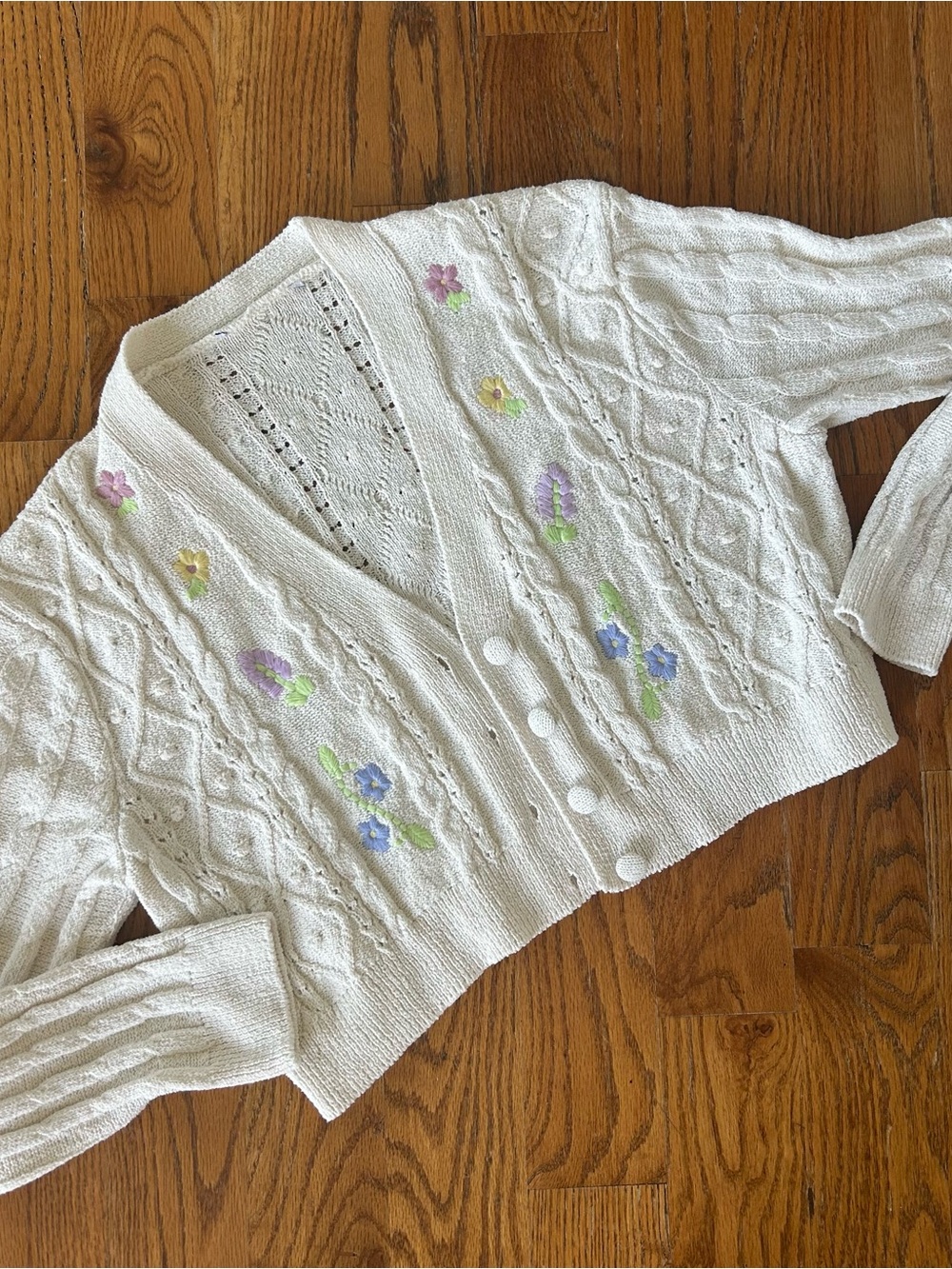 Zara Cream Cropped Cardigan with Pastel Floral Embroidery